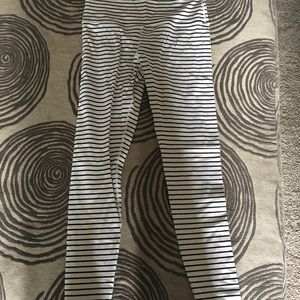 Glyder Leggings Size Small